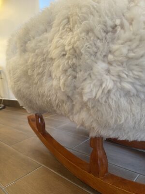 SHEEP SIDE ANGLE