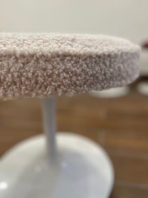 WHITE TULIPAN BOUCLE 3