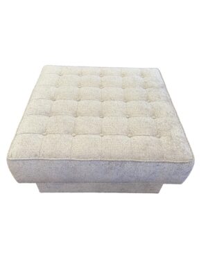 SQUARE WHITE BOUCLE OTTOMAN 2